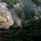 Ruhiges und Bewegtes Wasser