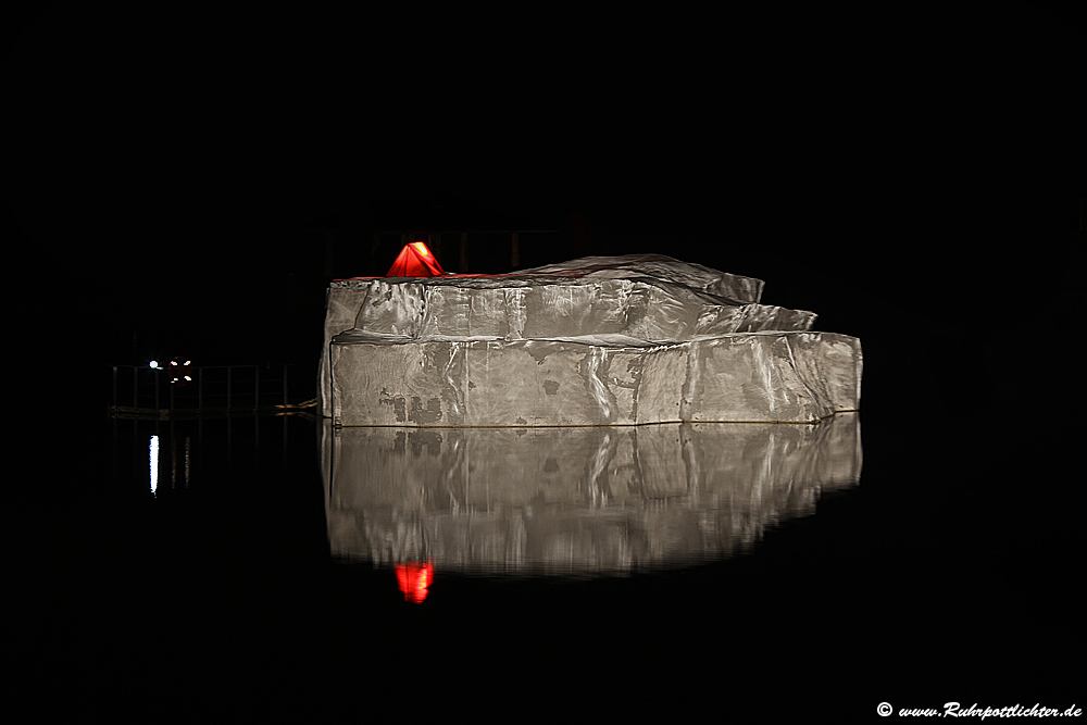 Ruhr-Atoll: Eisberg Baldeneysee