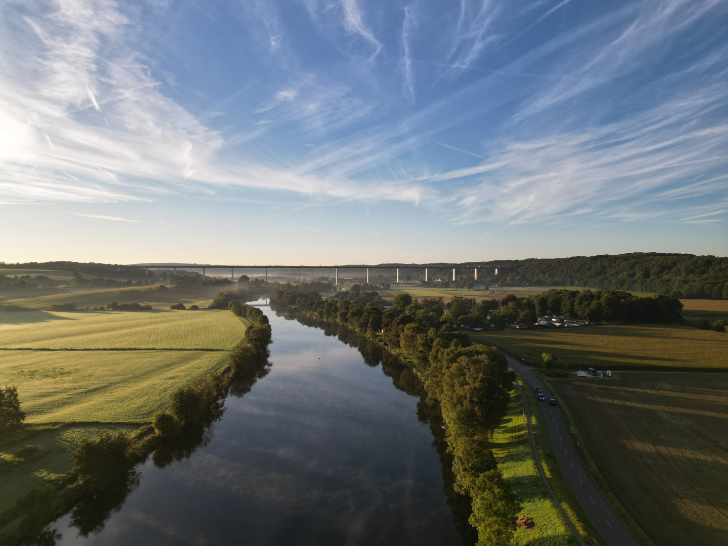 Ruhr im Frühnebel