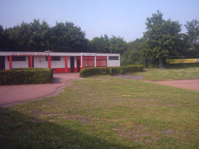 Ruhr Möhne Fußballplatz