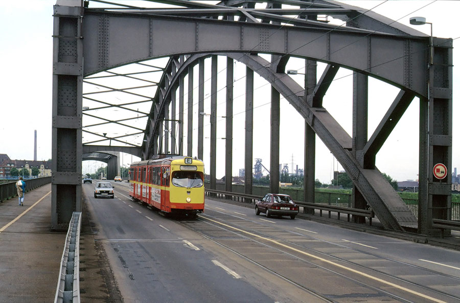 Ruhrbrücken bei Ruhrort