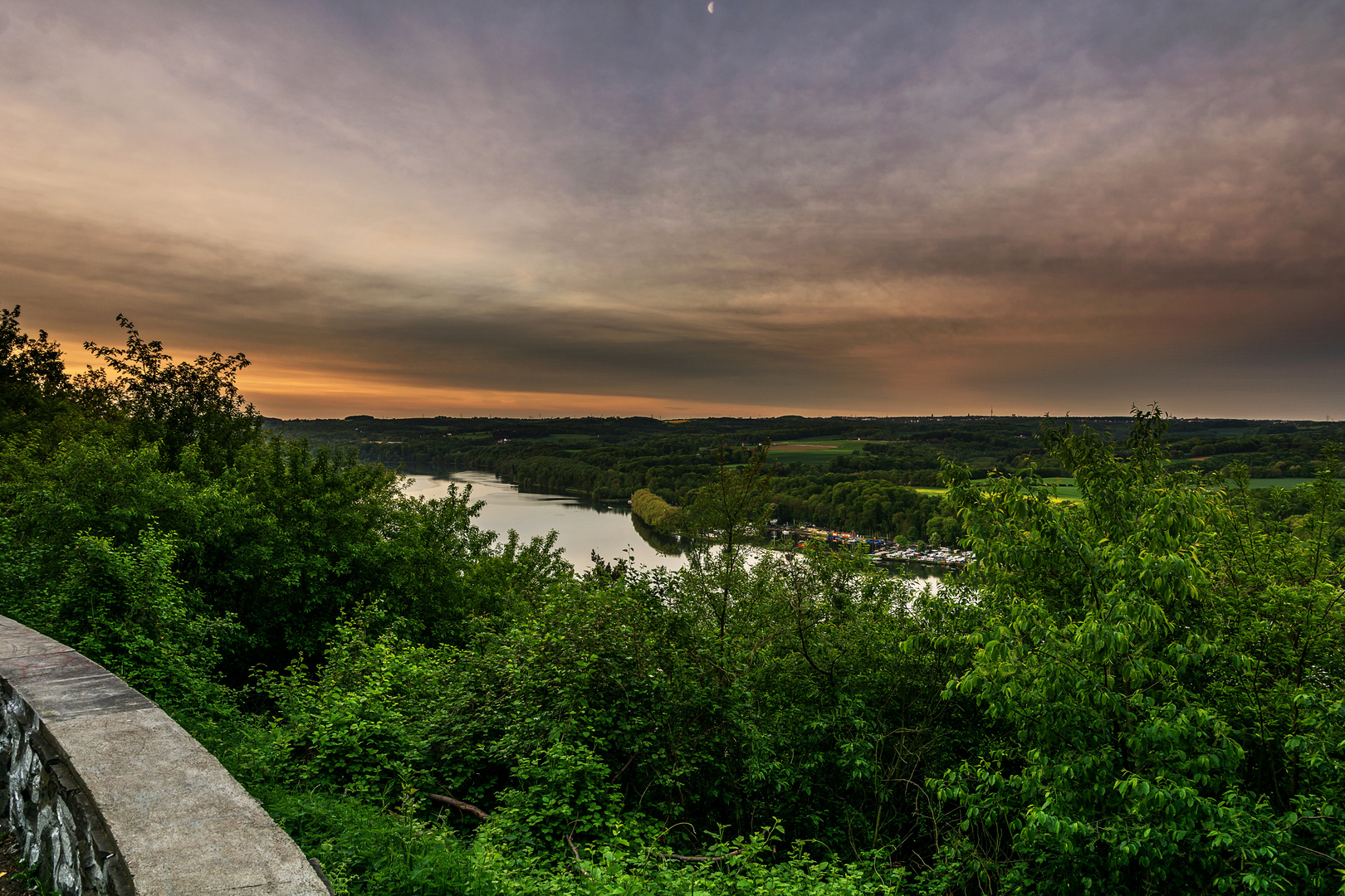 Ruhrhöhenweg Aussichtpunkt Essen