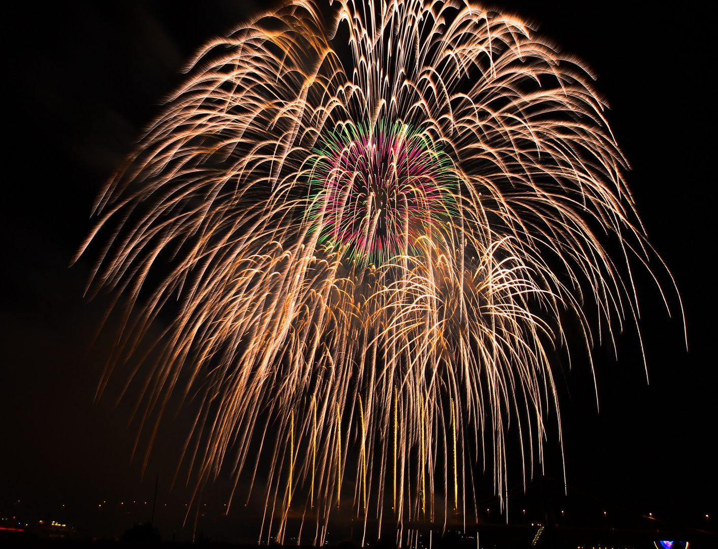 Ruhrorter Hafenfest Duisburg 2013 (Die dritte 300er Bombe)