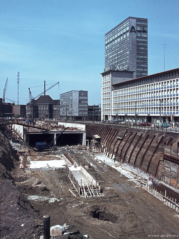 Ruhrschnellweg-Tunnel 1964