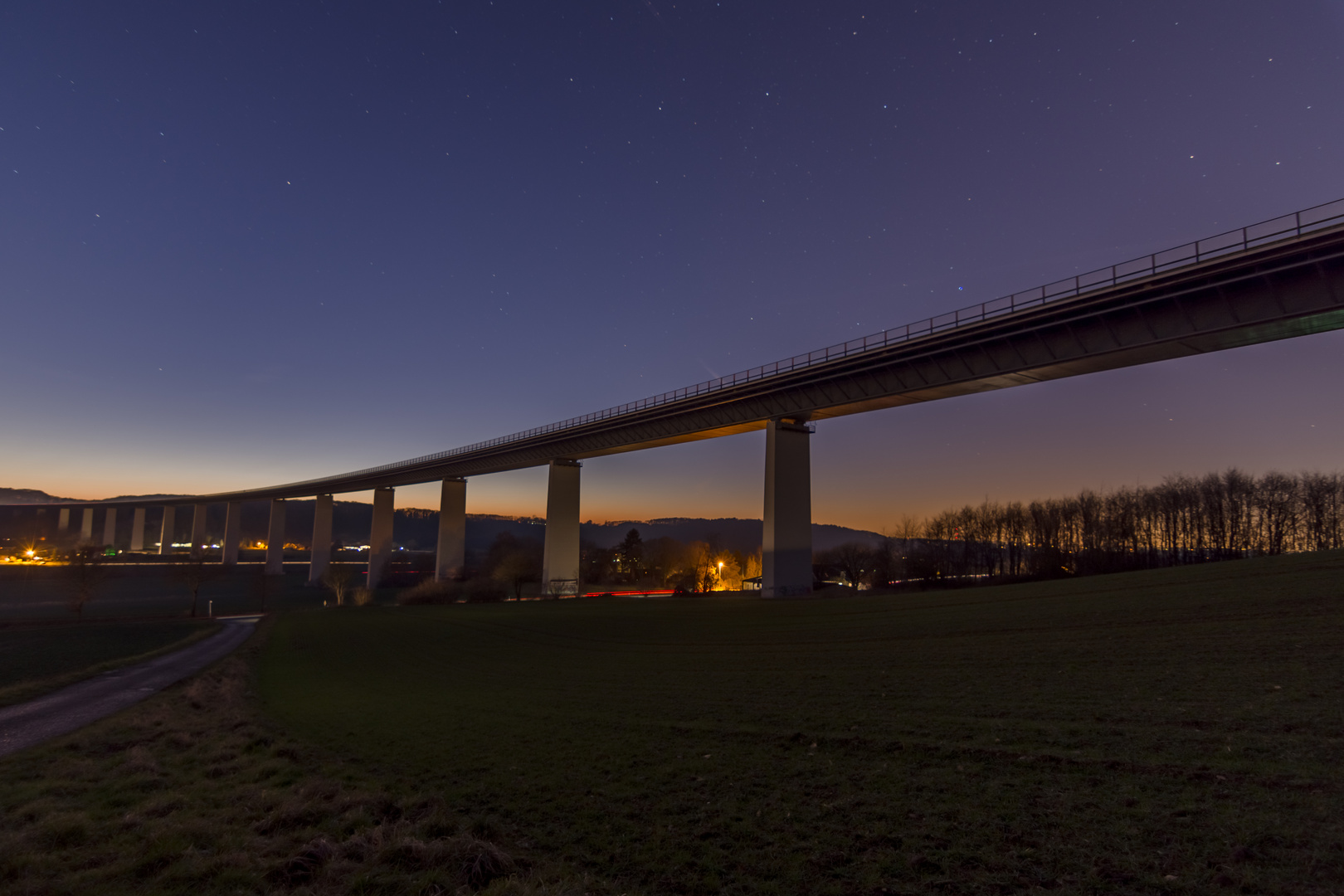 Ruhrtalbrücke bei Nacht