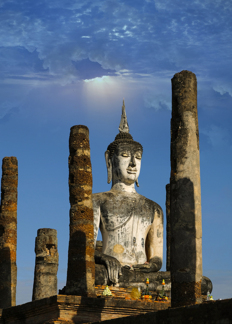 Ruinas arqueológicas de Sukhothai II