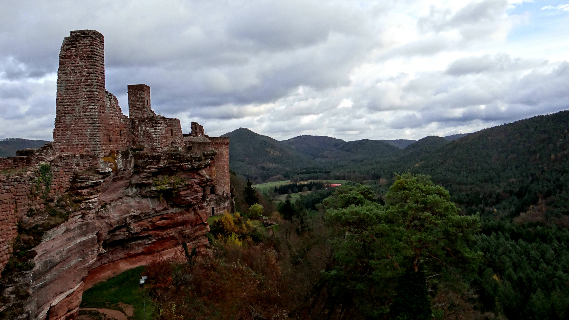 Ruine Altdahn - Weitblick