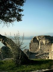 Ruine am Gardasee