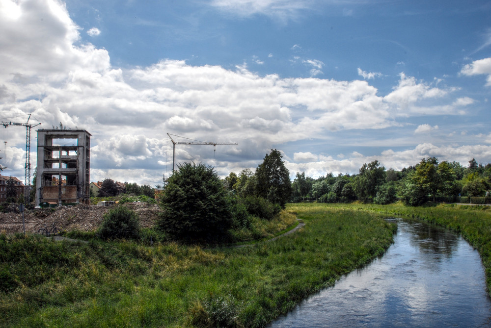 Ruine am Leineufer bei Göttingen