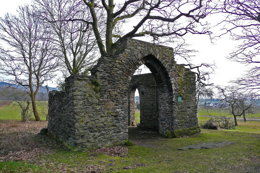 Ruine der Kreuzkirche Melsbach bei Neuwied/Rh. (1)