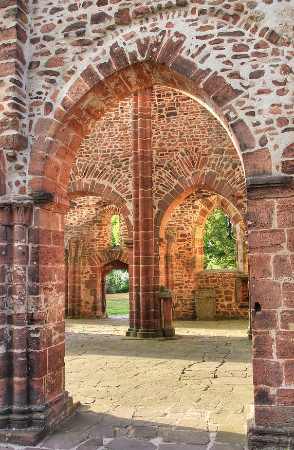 Ruine der Totenkirche...