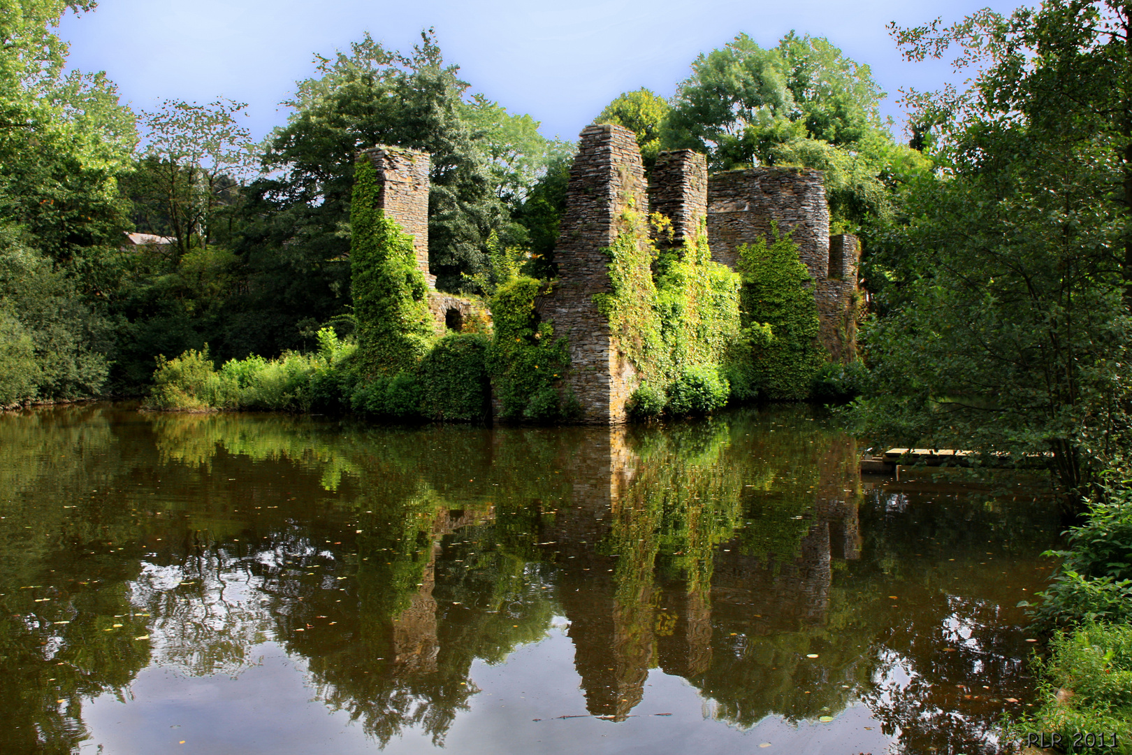 Ruine der Wasserburg Eibach