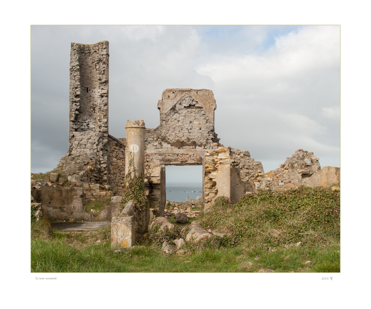 Ruine des Manoir du Coecilian, Crozon