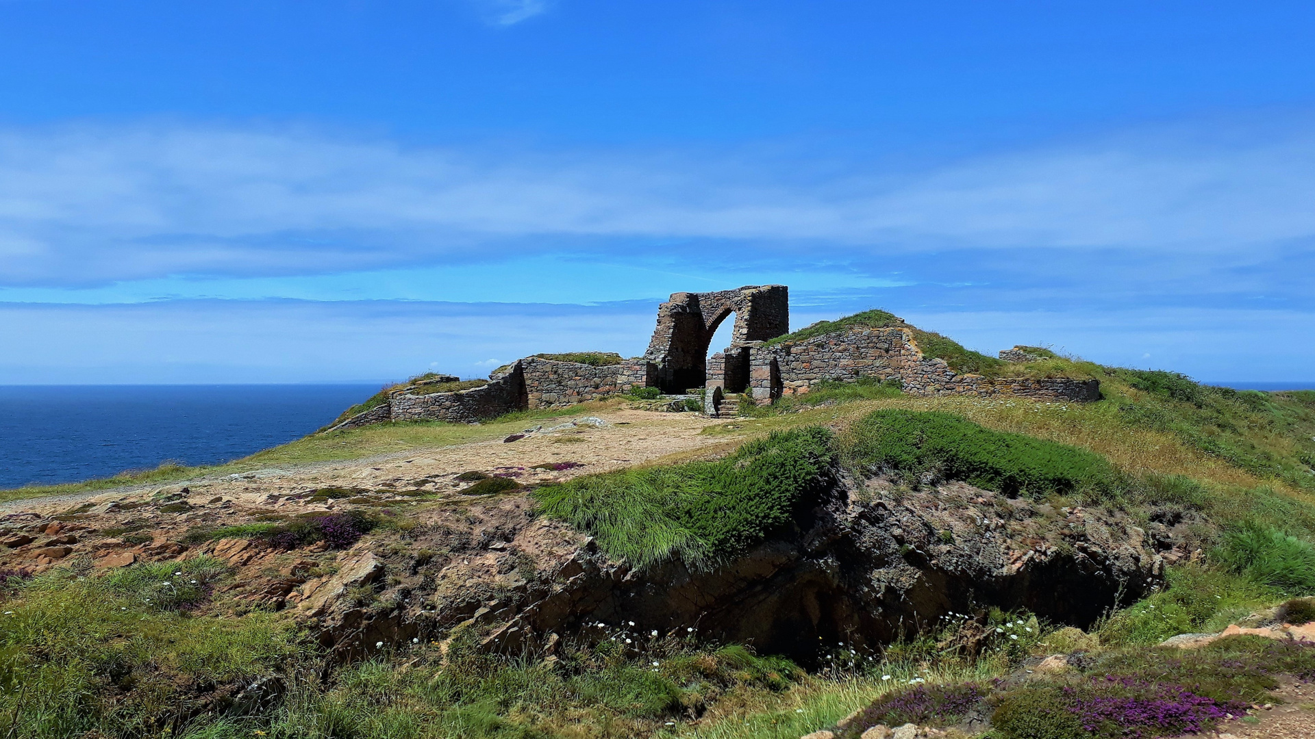 Ruine Grosnez Castle