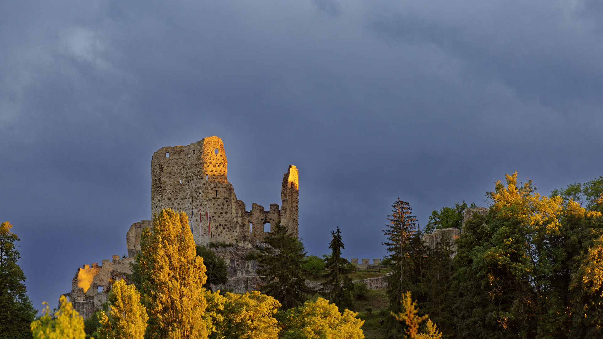 Ruine im Abendrot