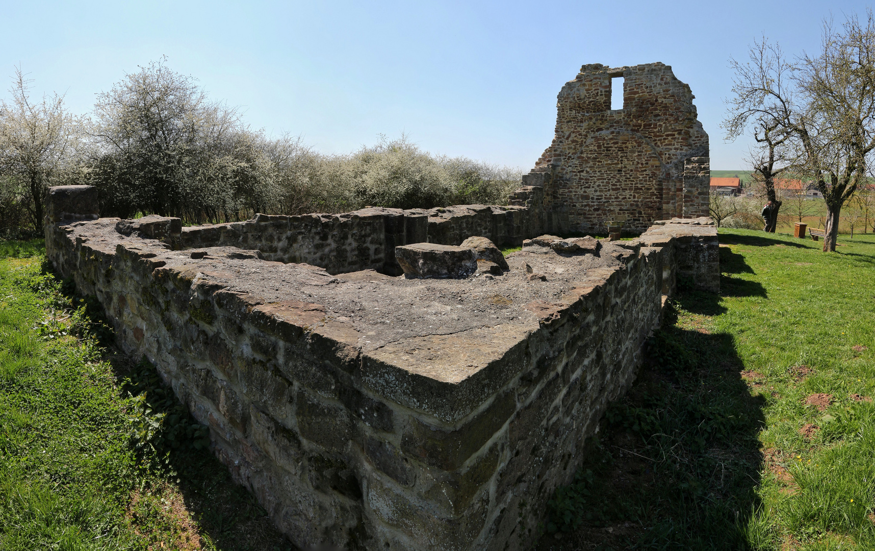 Ruine Klinger Kirche (2019_04_18_EOS 100D_4613_pano_ji)