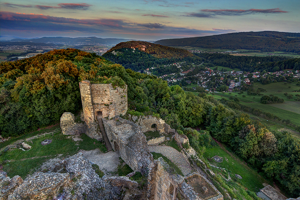 Ruine Landskron Aussicht über das leimental