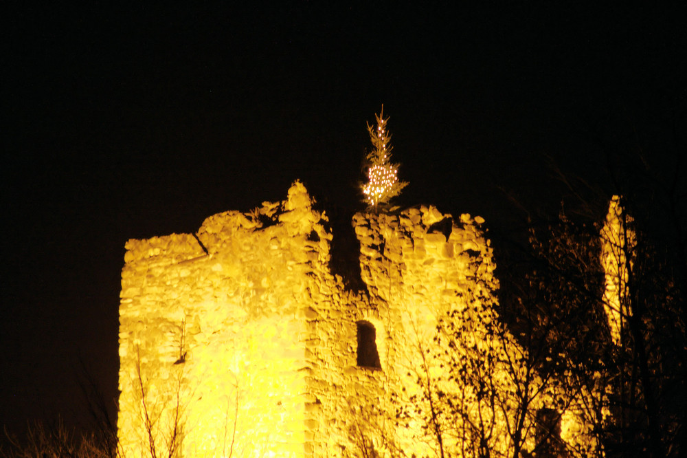 Ruine Laubenberg bei Nacht II