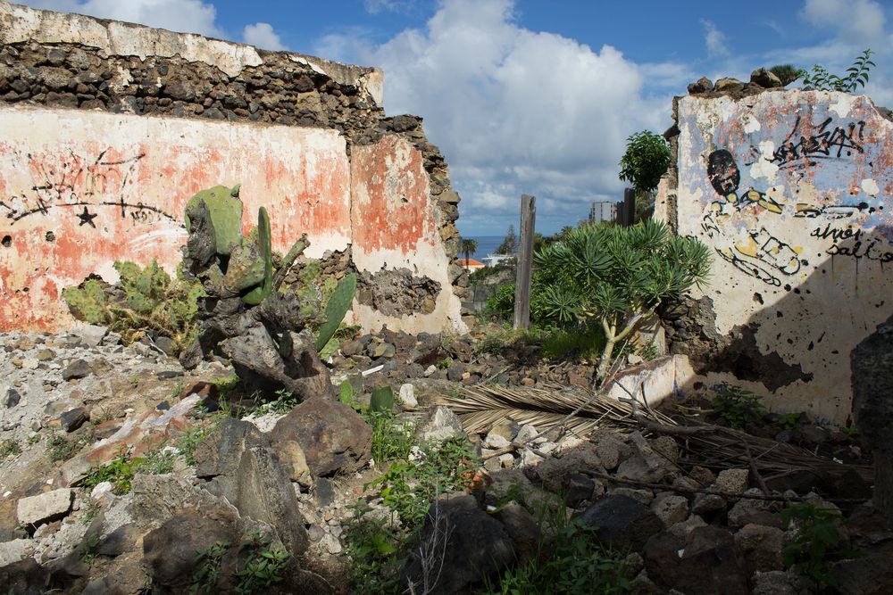Ruine mit Ausblick, Puerto de la Cruz, Teneriffa
