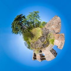 Ruine Ramburg (2) - Little Planet