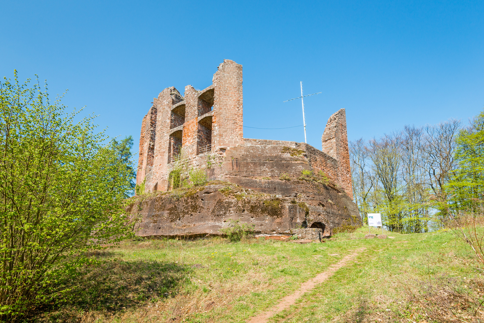 Ruine Ramburg 81