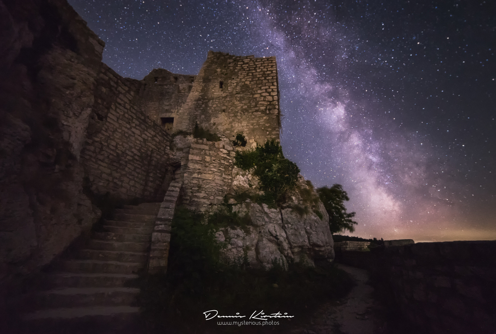 Ruine Reussenstein bei Nacht