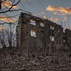 Ruine Scharfenberg zur blauen Stunde.