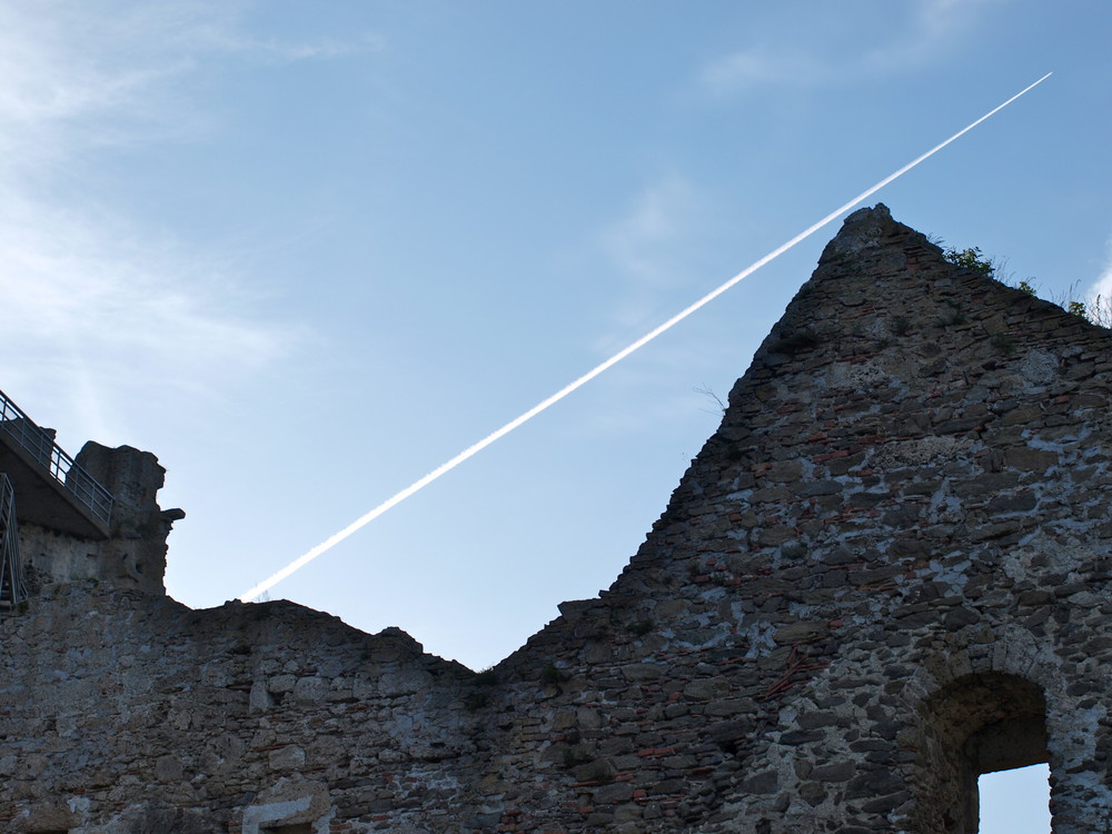 Ruine Schaunburg mit Überflieger