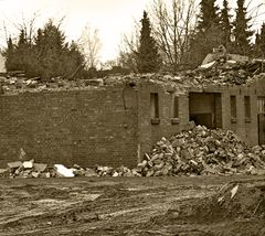 ruine sepia