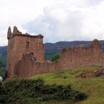 Ruine von Urquhart Castle am Loch Ness