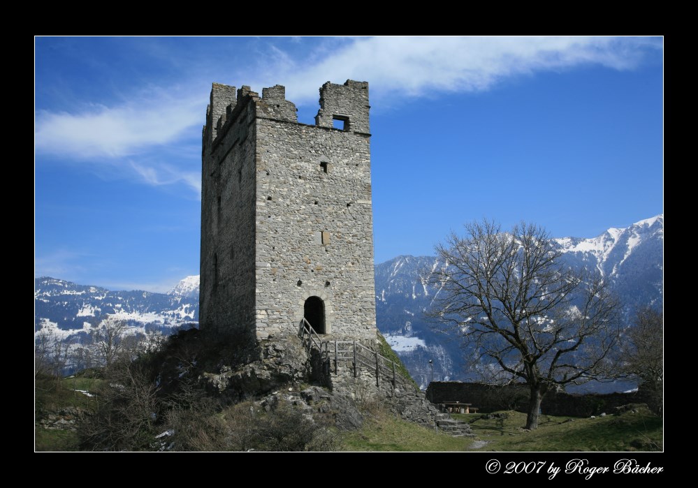 Ruine Wartau SG / 9478 Wartau (Azmoos) 1