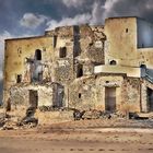 Ruines a la vora de la mar ( Ruinas cerca del mar?