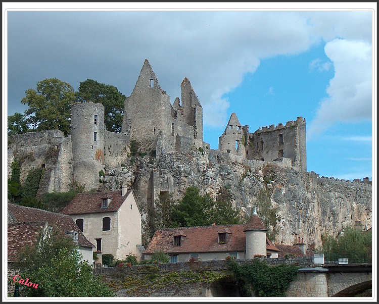 Ruines du Château d'Angles sur l'Anglin