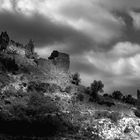 Ruines du Château de Coustaussa dans l'Aude