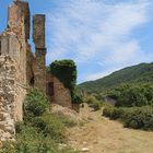ruines d'un ancien village dans des zones désertées près de Pampelune