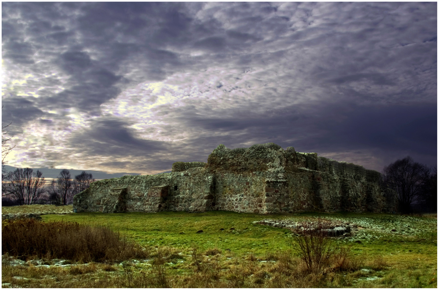 Ruins of the old castle. vol.01