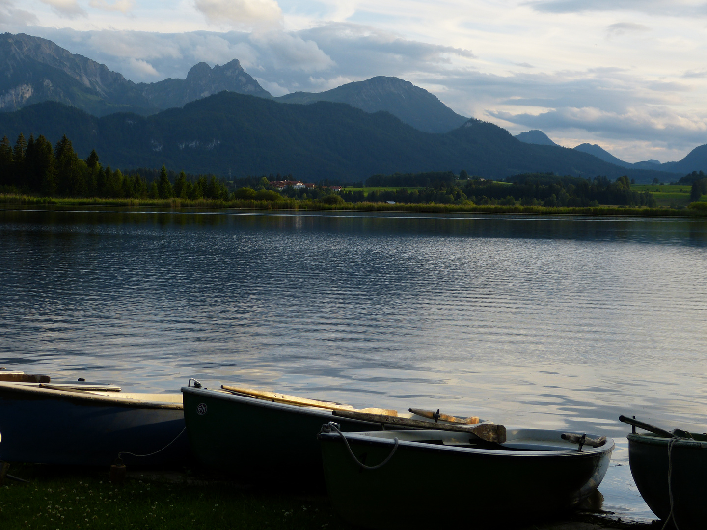 Rund um den Hopfensee.  