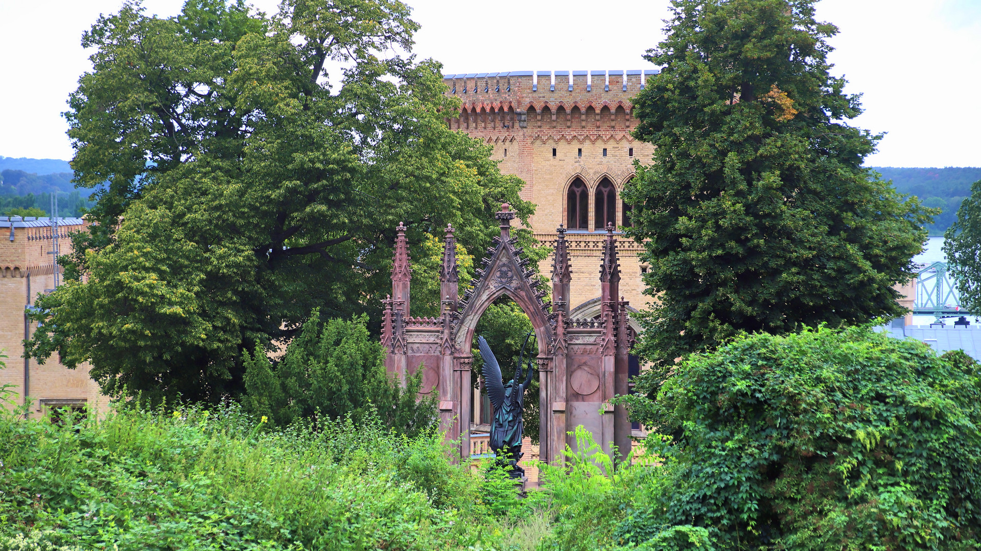 Rund um`s Schloss Babelsberg