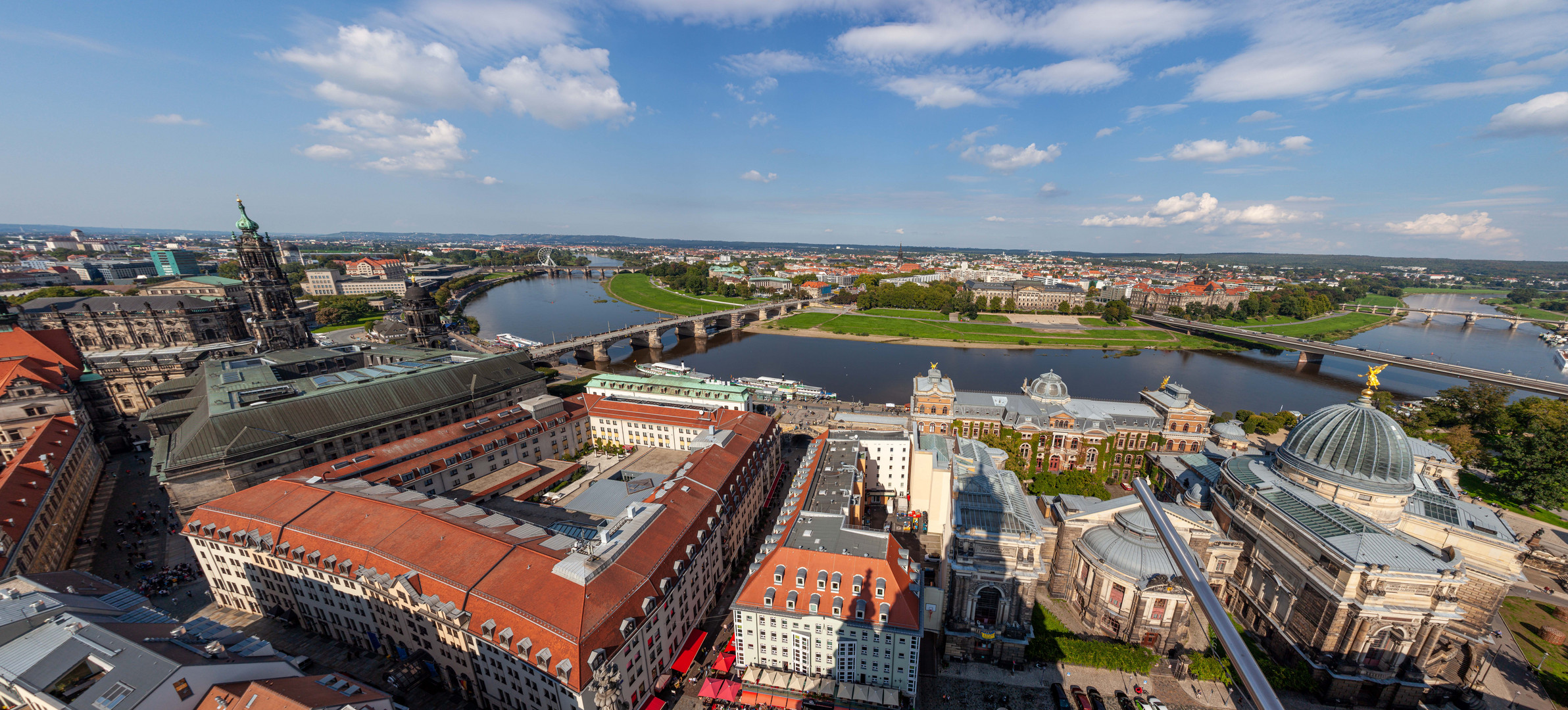 Rundblick von der Frauenkirche.