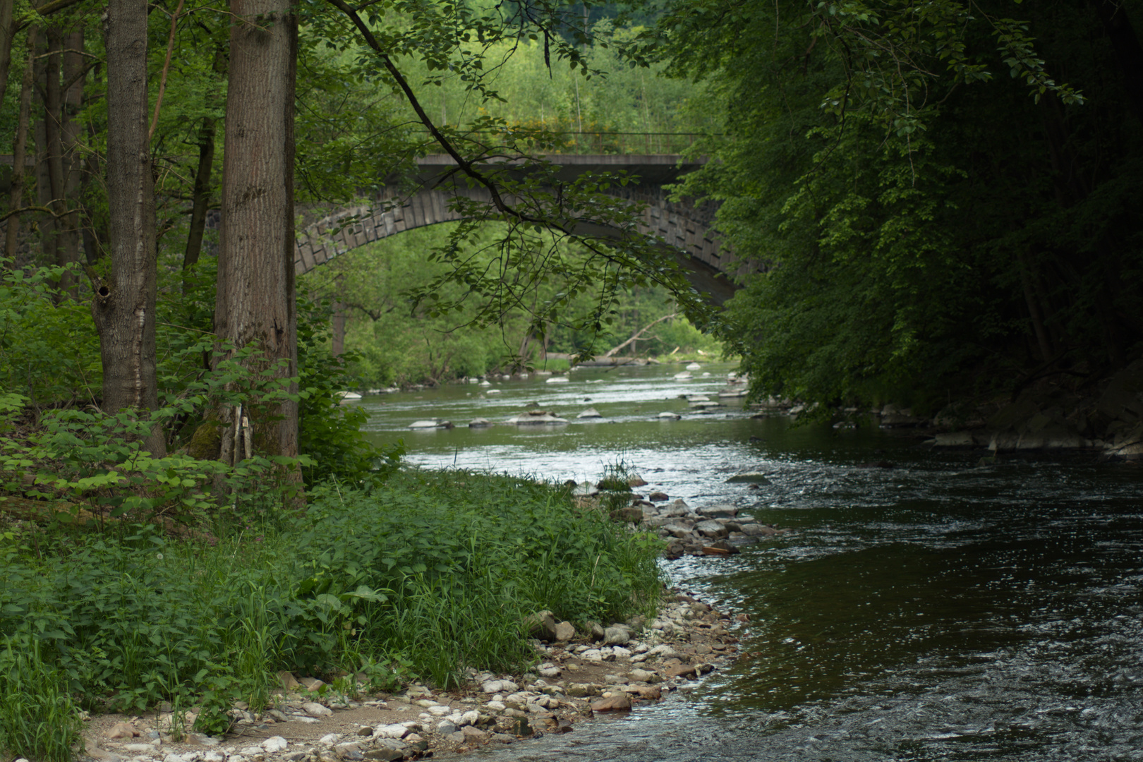 Rundbogenbrücke