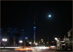 runde "Leuchtkörper", gesehen an der Schloßbrücke/Unter den Linden, Festival of Lights 2008