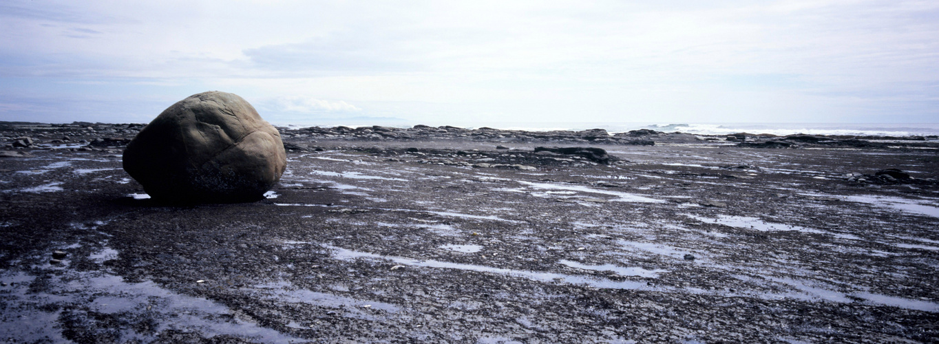 Runde Steine - Kraft des Meeres