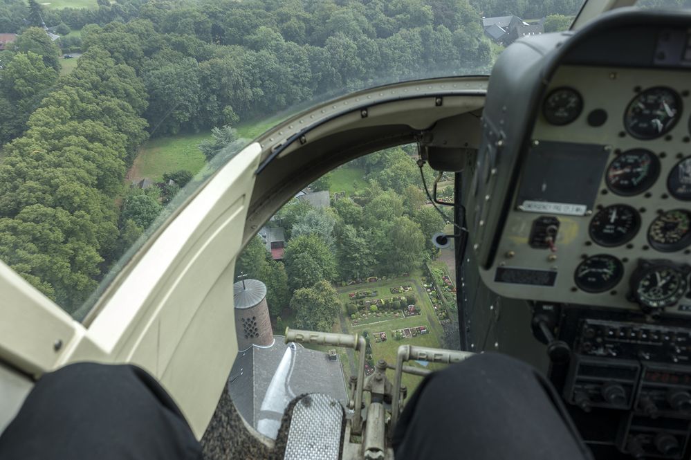 Rundflug mit Hubschrauber Bell Jet Ranger - Foto 6