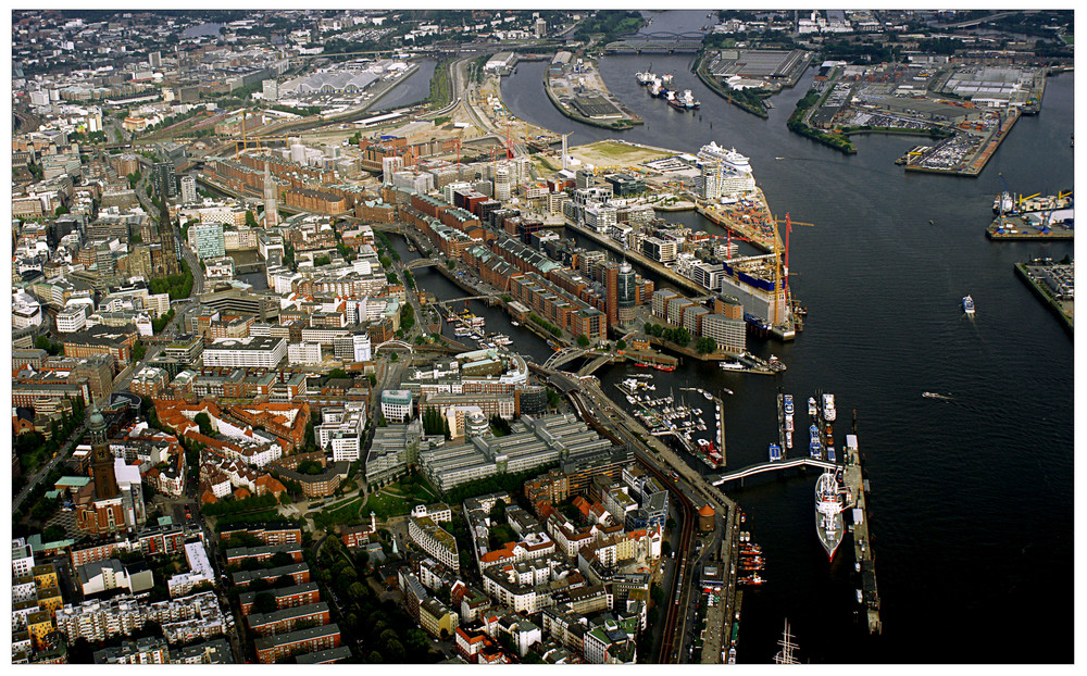 Rundflug über Hamburg