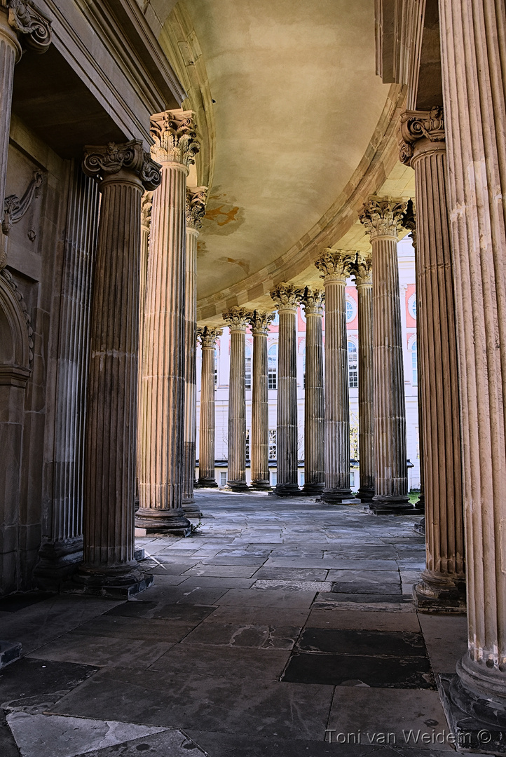 Rundgang am Schloss