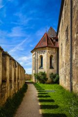 Rundgang entlang der Burgmauern