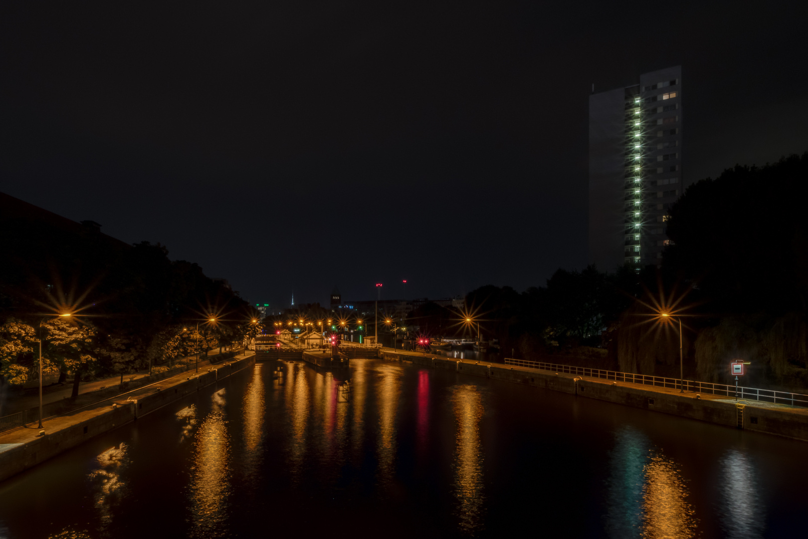 Rundgang mit Gendarmenmarkt und Berliner Dom