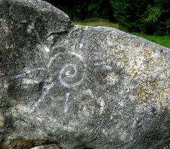 Rune auf einem Felsen