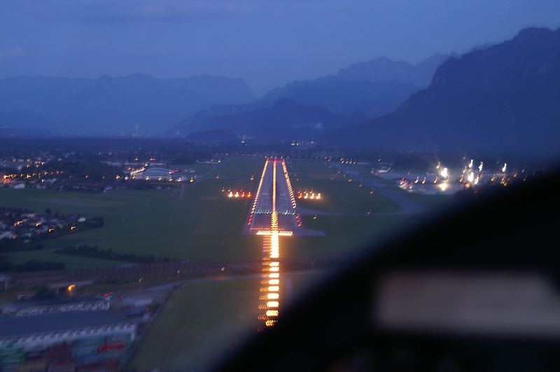 runway 16