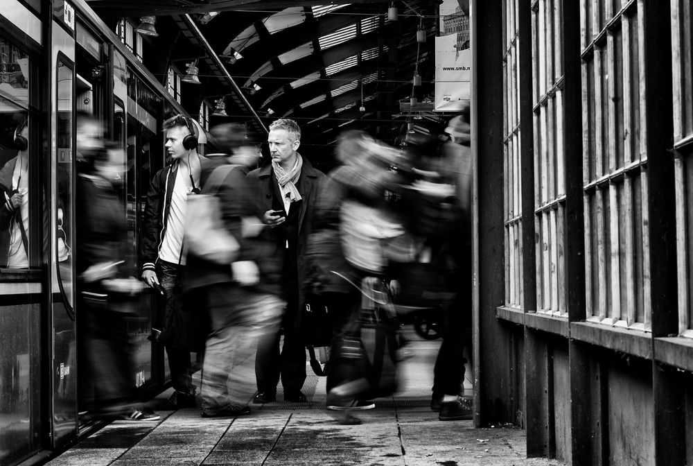 Rush hour Foto & Bild | streetfotografie mit menschen, berlin ...